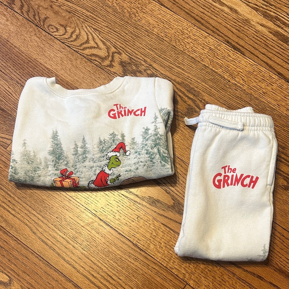 The Grinch Cream Sweatshirt and Pants Set